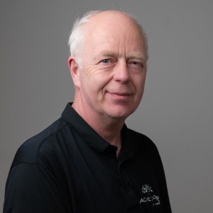 <center>Lars Lang</center>